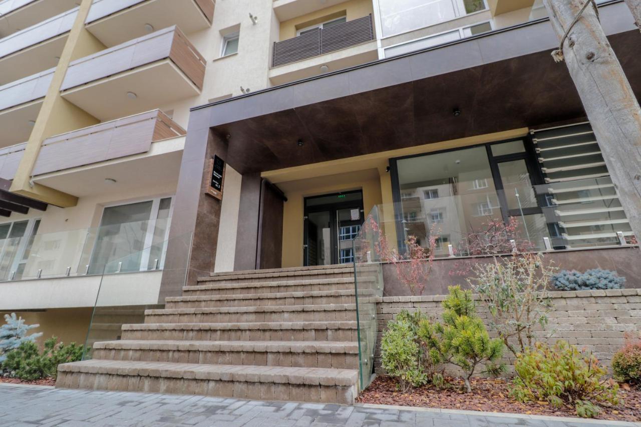 Апартаменти Lux Green Apartament 2 Брашов Екстер'єр фото