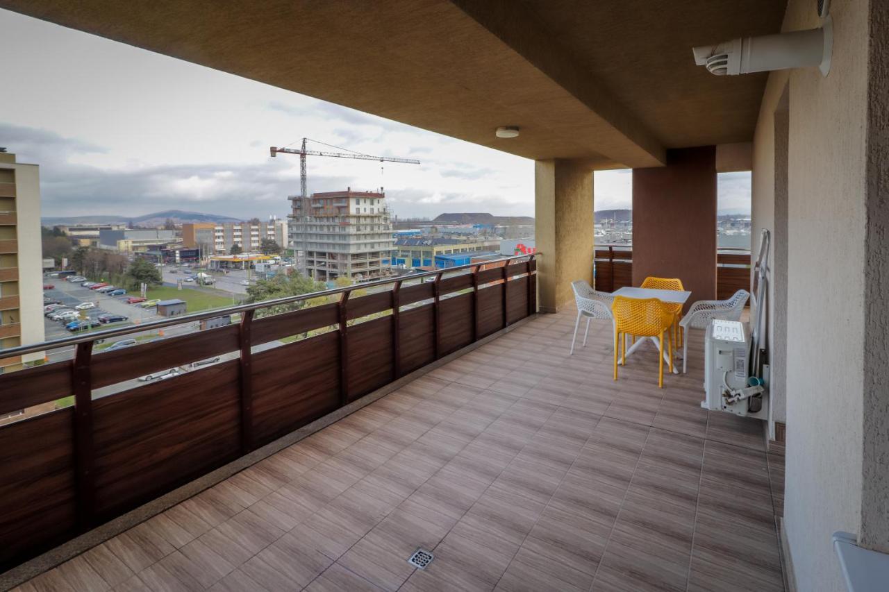 Апартаменти Lux Green Apartament 2 Брашов Екстер'єр фото